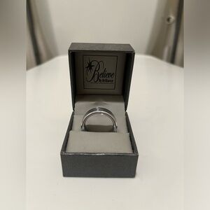 Men’s Tungsten Wedding Band